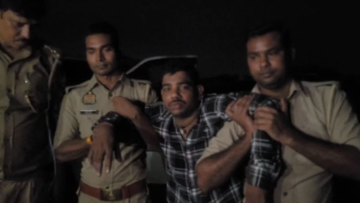 Three miscreants of diesel theft gang arrested in police encounter in bhadohi