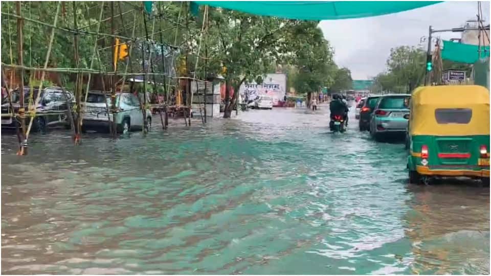 Rajasthan Monsoon 2025: Heavy monsoon rain Jaipur Sikar and kota Road Collapse