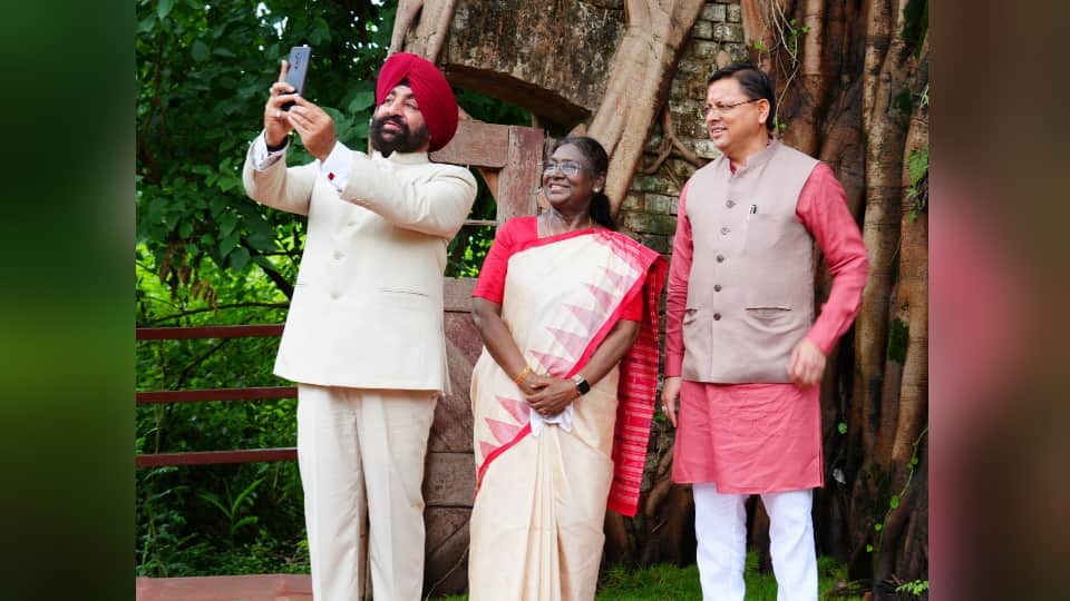 Draupadi Murmu inaugurated Rashtrapati Niketan in Dehradun met visually impaired children on her birthday