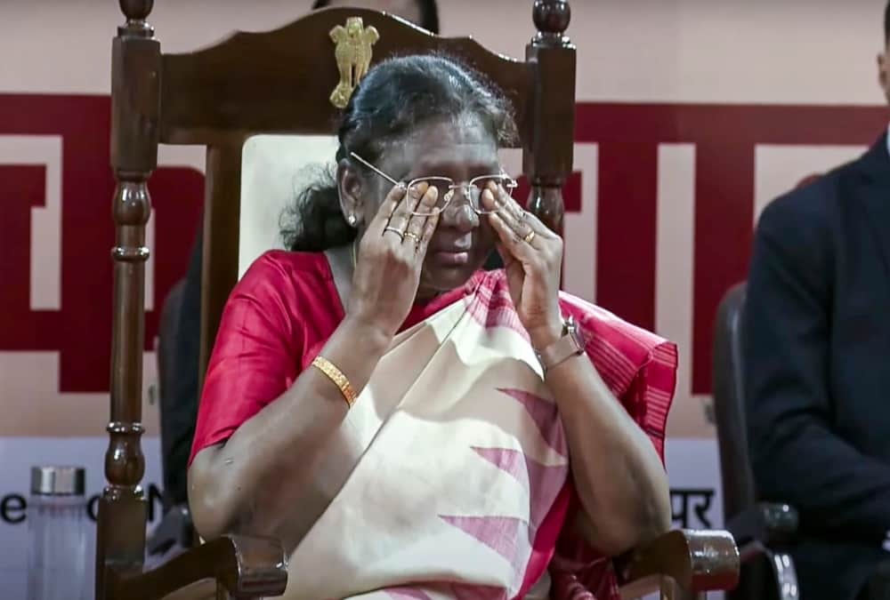 President Droupadi Murmu celebrated her birthday with visually impaired children in Dehradun become Emotional