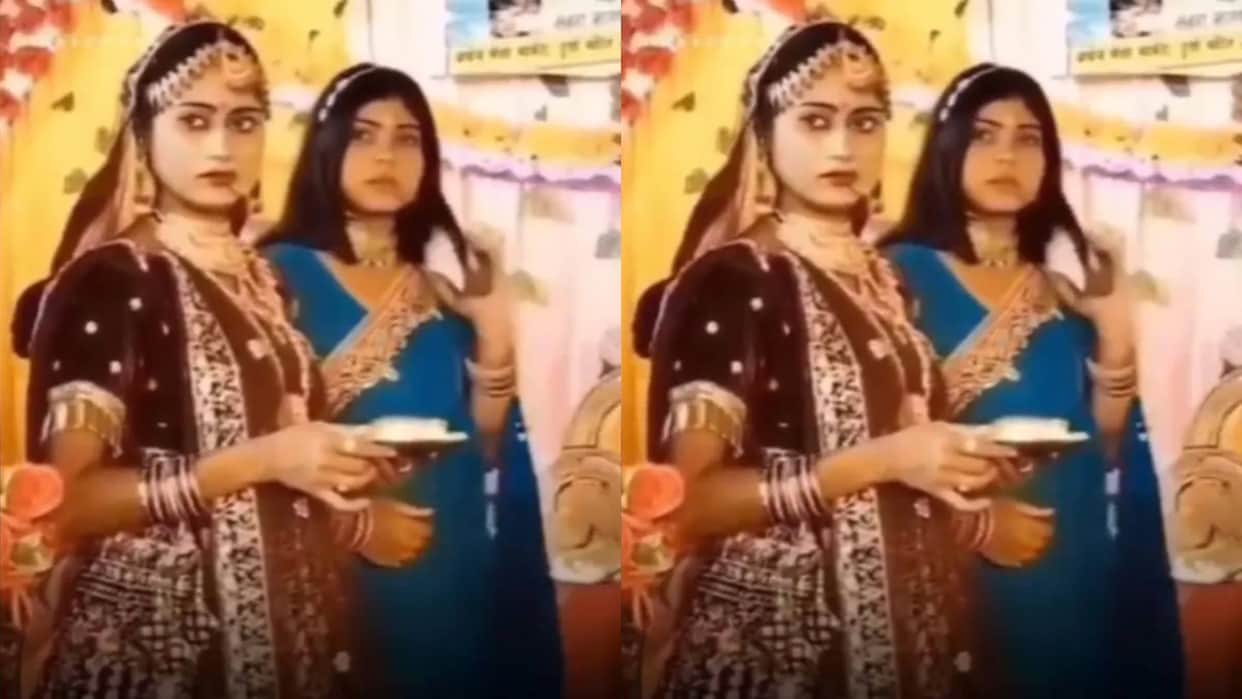 When the groom extended his hand for the garland the bride refused to hold it Video goes Viral on Internet