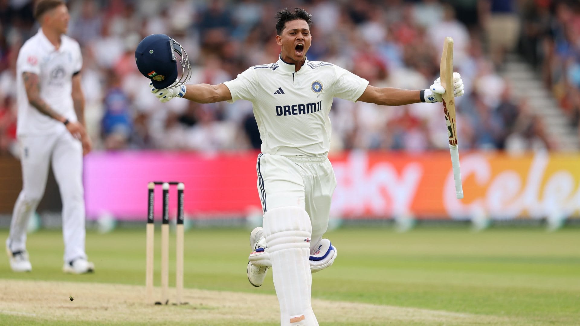 IND vs ENG 2nd Test:Emotional Yashasvi Jaiswal gifts signed bat to his big fan visually impaired child Ravi
