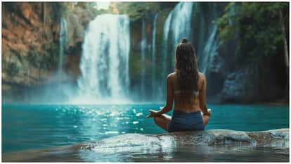 Year Ender 2025 Viral Travel Trends From Solo  Women Trips To Workation