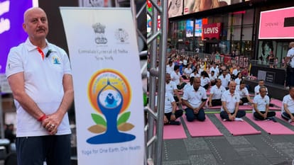 Anupam Kher joins thousands for Yoga Day celebration at Times Square