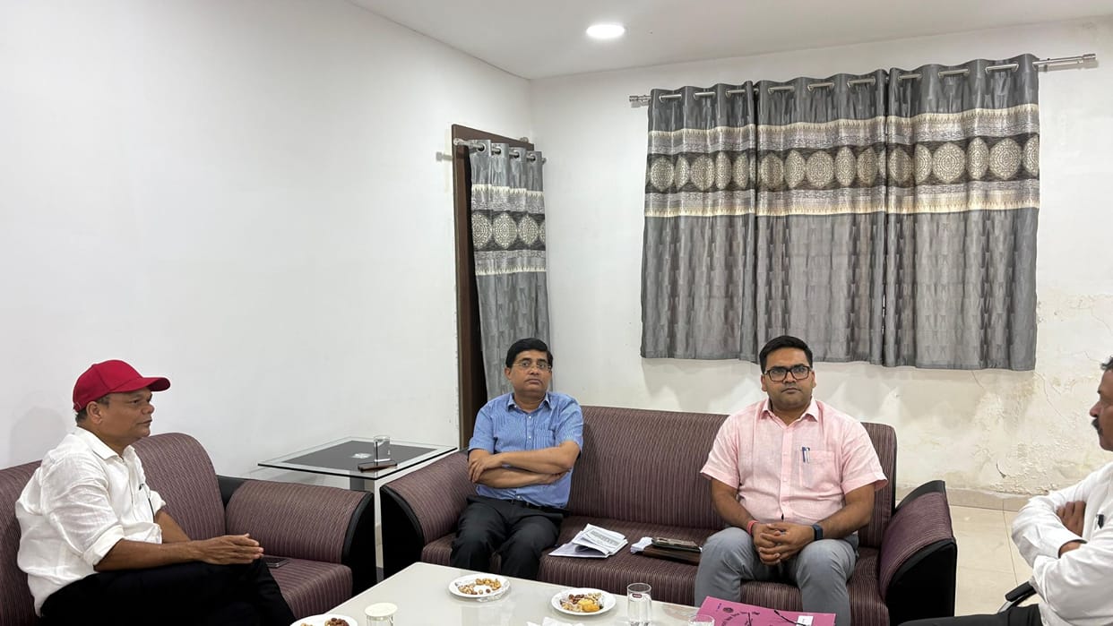 Jharkhand News: Review meeting of tribal welfare schemes held