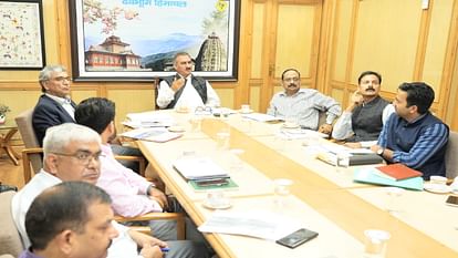 Himachal: सुक्खू बोले- जलविद्युत परियोजनाओं में देरी के लिए निर्माताओं को जारी होंगे नोटिस Himachal: Sukhu said- notices will be issued to the builders for delay in hydropower projects