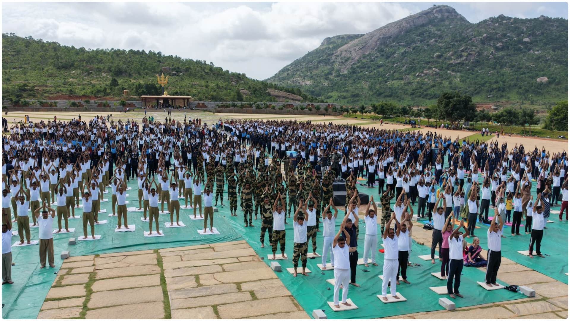 International Day of Yoga: Isha Foundation Offers Free Yoga Sessions To Over 10,000 Defence Personnel