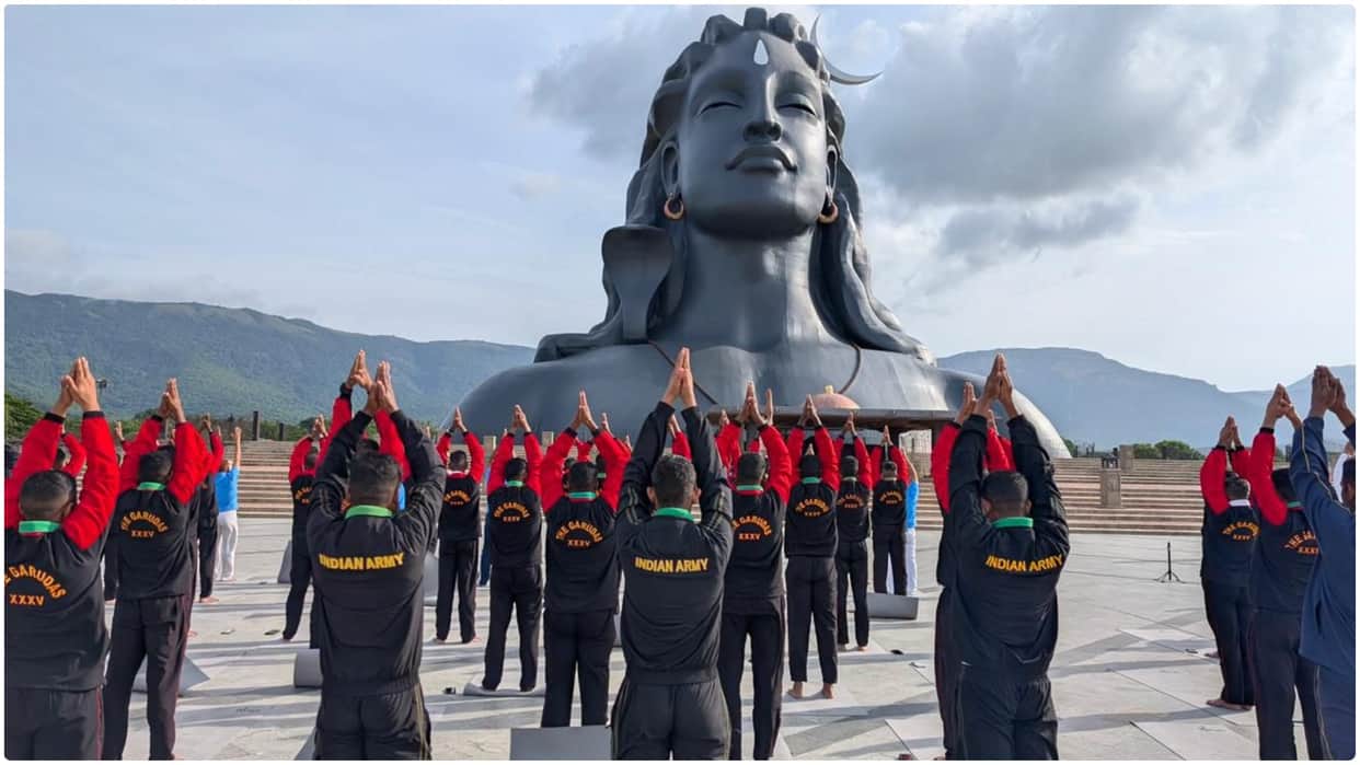 International Day of Yoga: Isha Foundation Offers Free Yoga Sessions To Over 10,000 Defence Personnel