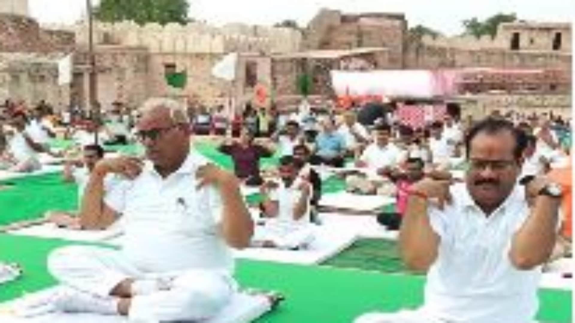 International Yoga Day: From City Palace and SMS Stadium in Jaipur to Phalodi Fort, the Spirit of Yoga Echoed