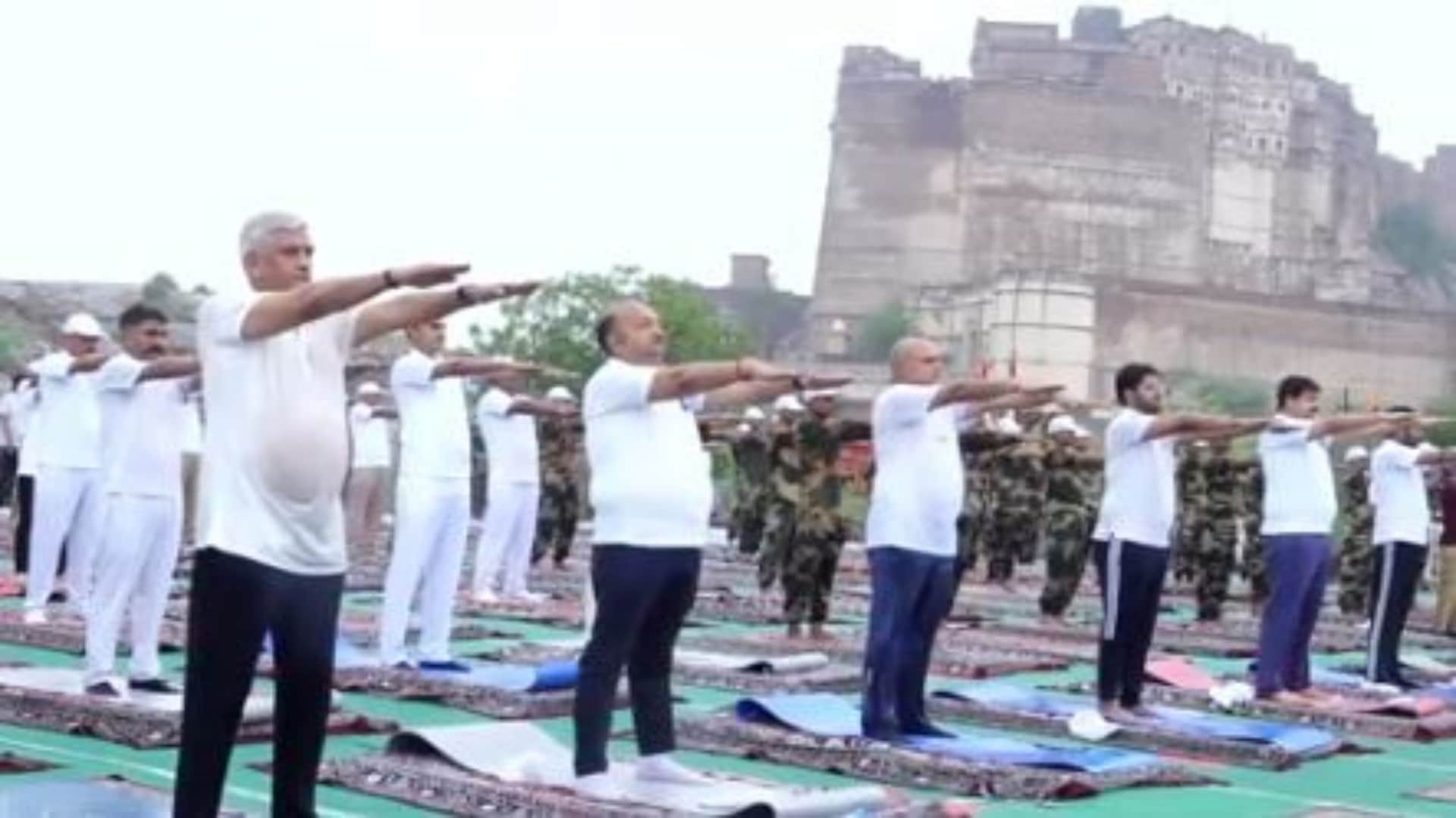International Yoga Day: Palaces, Forts, and Havelis of Rajasthan Witness Yoga Camps at Cultural Heritage Sites