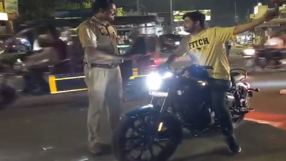 Meerut: Shops in the city were closed at 11 o'clock, action on people drunk and drive