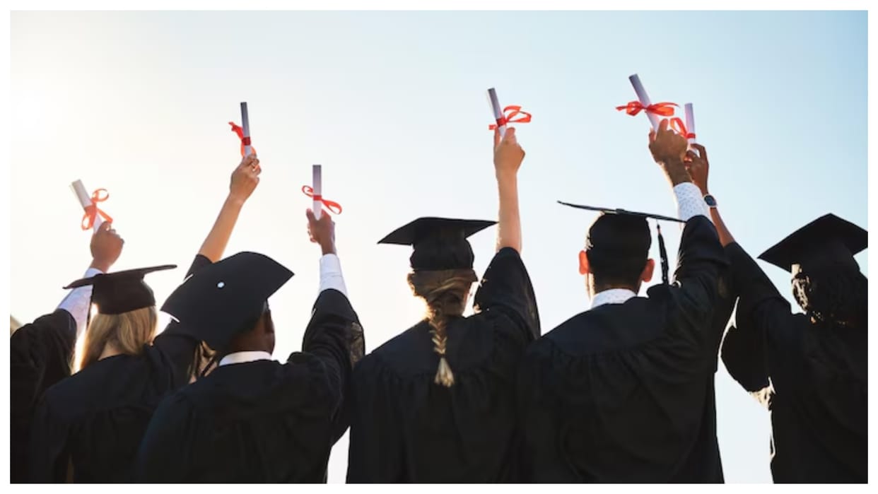 US special New York high school 15 sets of twins graduating