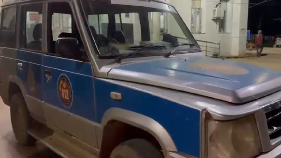Dial 112 vehicle hit a shopkeeper badly