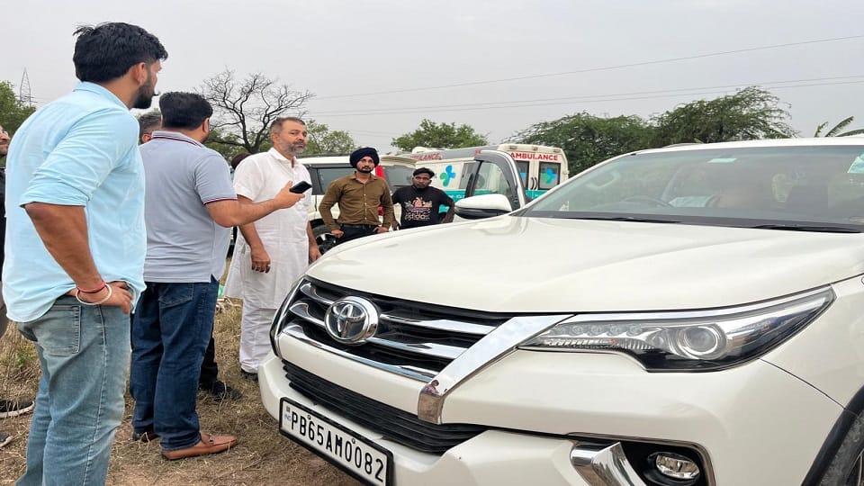 Property dealer killed his wife and son after that shoots himself in Mohali