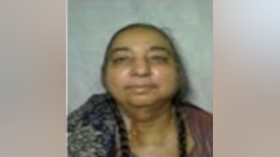 Kanpur Murder Old lady legs tied and given electric shock and killed by hitting head Brother suspecte photos
