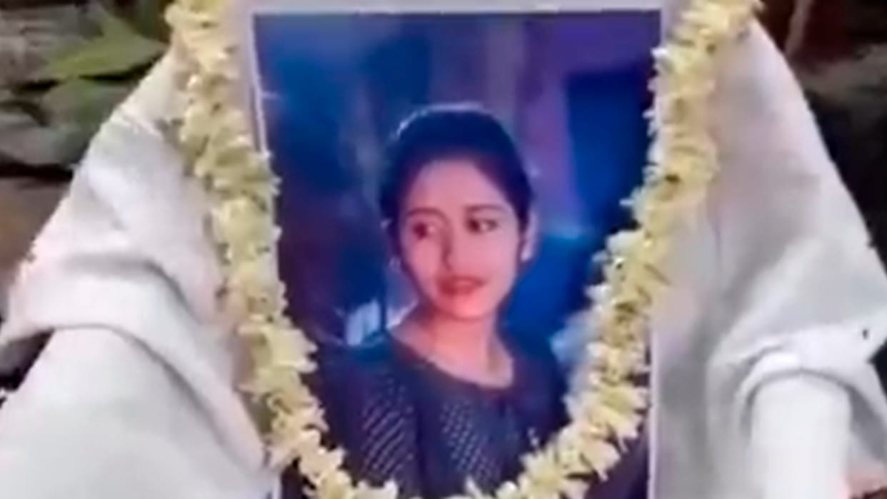 West Bengal Family performed the shraddha of their daughter after she married into another religion