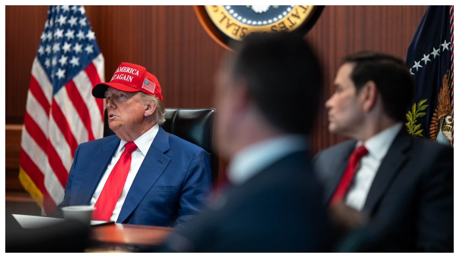 US attacked iran nuclear plants donald trump observe this from white house situation room photos
