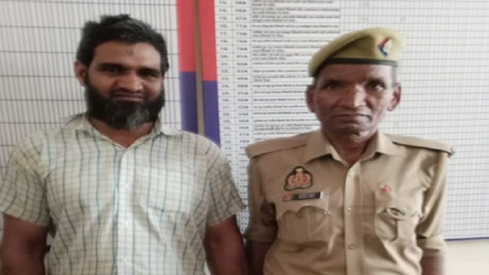 Meerut Crime News: One who instigated molestation victim to commit suicide arrested, see crime news