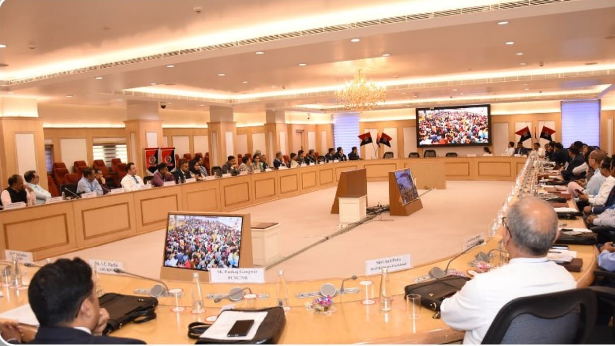Railway police chiefs discussed crime control and passenger safety in meeting