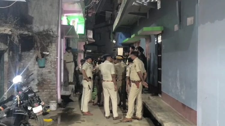 Bihar: राजद विधायक रीतलाल यादव के कई ठिकानों पर छापेमारी; नामजद सभी आरोपी फरार; गांव बना छावनी