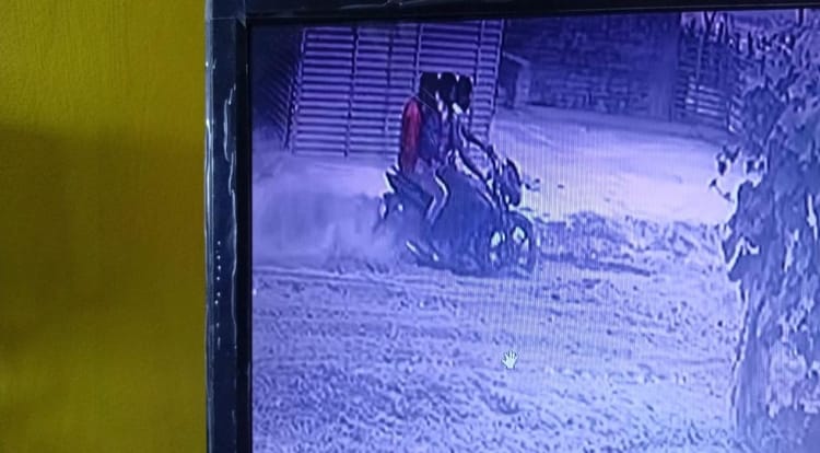 Bihar: मुजफ्फरपुर में सीएसपी केंद्र से दो लाख की लूट, महिला कर्मी को हथियार दिखाकर धमकाया; पुलिस जांच में जुटी