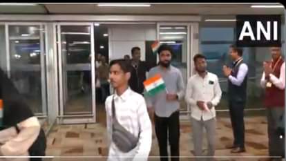 ईरान से भारतीय नागरिकों का एक और खेप नई दिल्ली पहुंचा