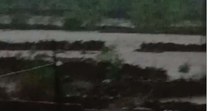 Heavy rain wreaked havoc in Guna and Tikamgarh, normal life in trouble, see photos