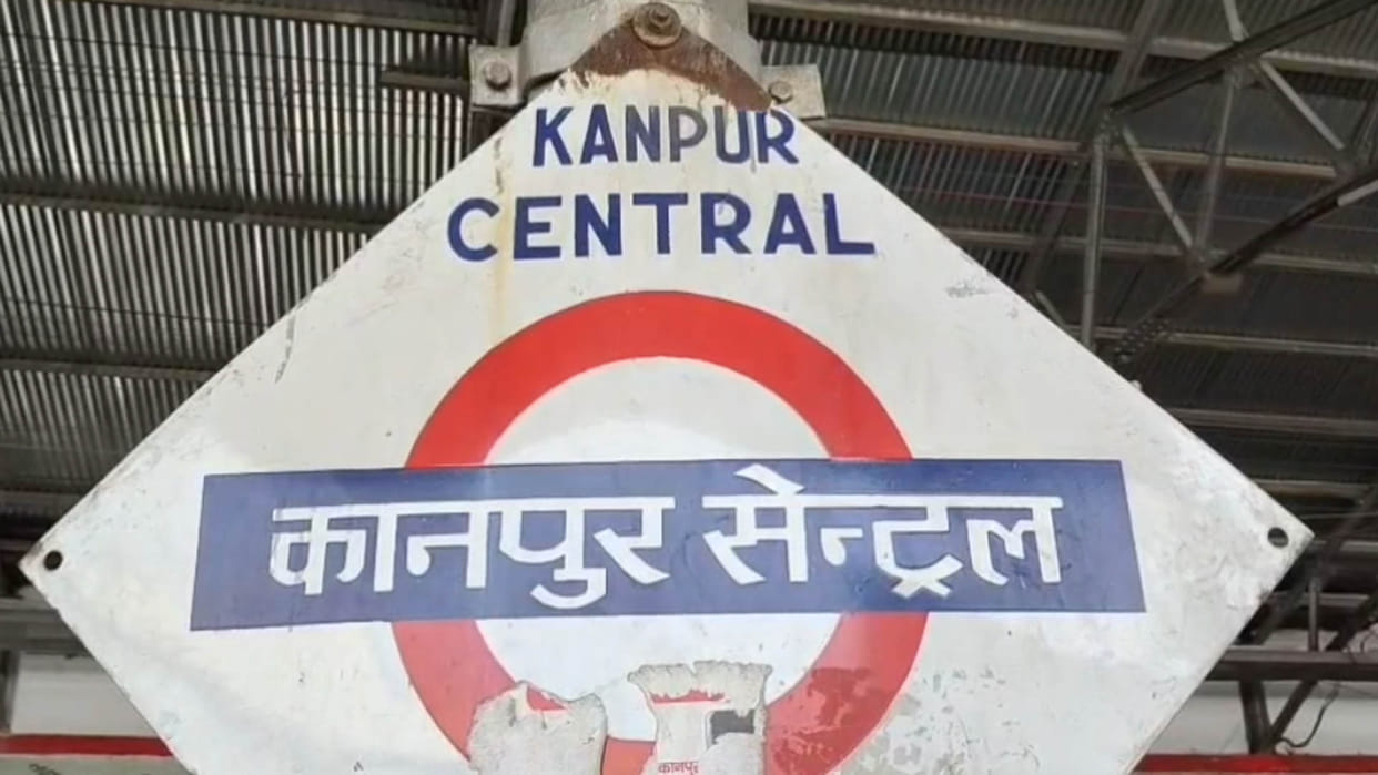 Kanpur: Two transgender individuals arrested for harassing passengers at Central Station