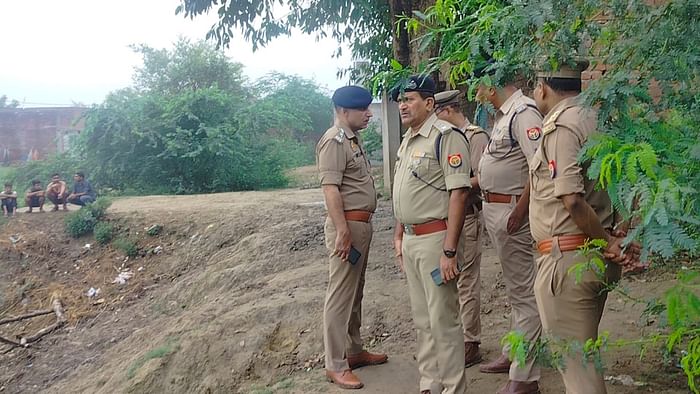 Young shot his girlfriend and then killed himself He was angry his girlfriend marriage was fixed In Kannauj