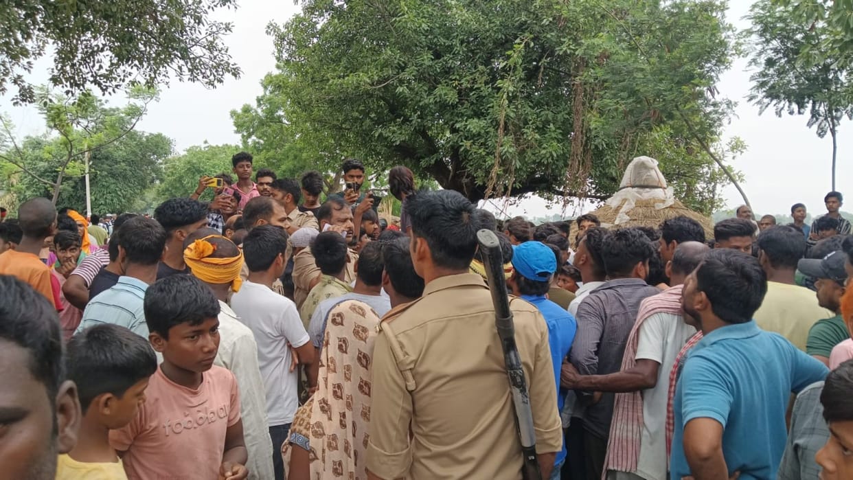 Child died in collision with Bolero in Ballia