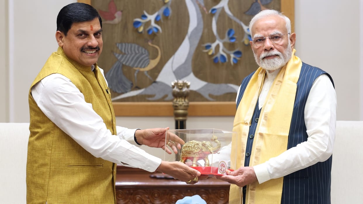 CM Mohan Yadav met PM Modi in Delhi, invited him for the inauguration of development works