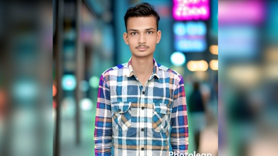 young man died due to drowning while bathing in swimming pool