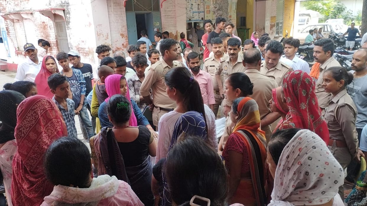 Sevadaar died due to electric shock in ancient Shiv temple of Gola Gokarnath