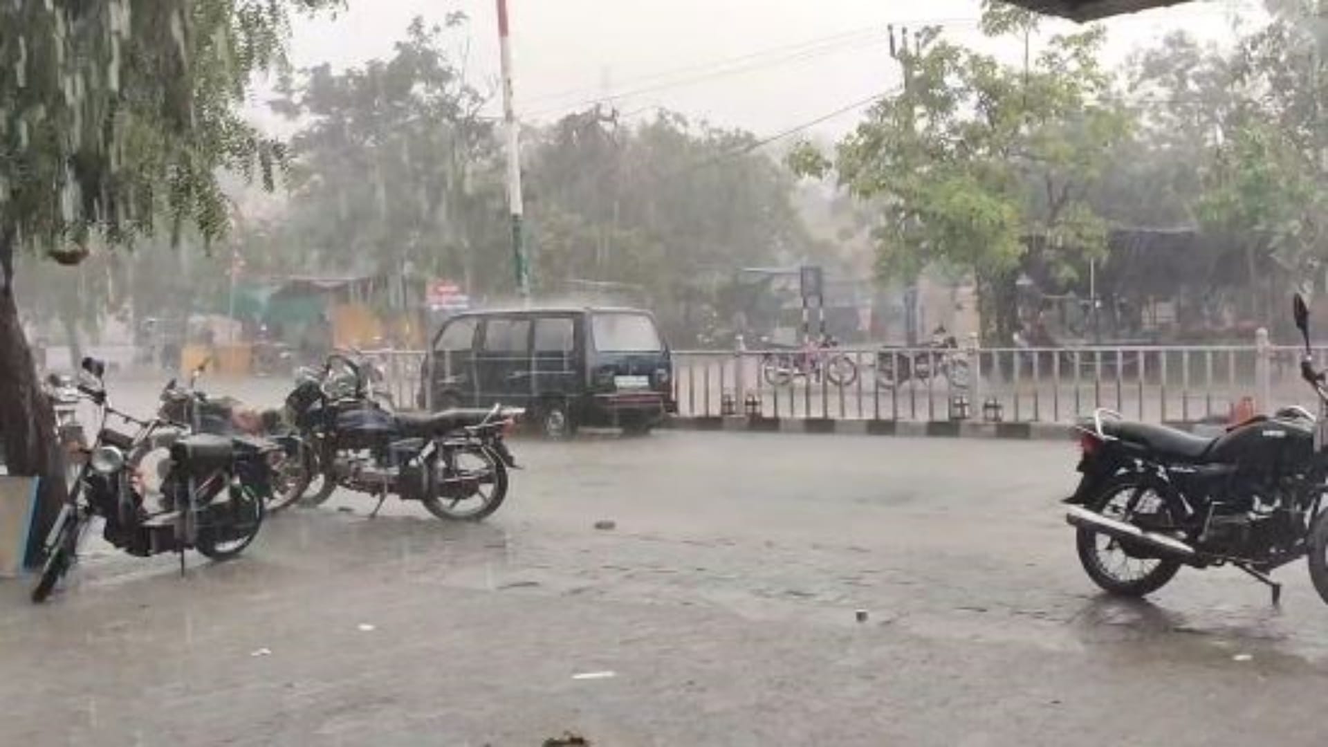 जयपुर में झमाझम