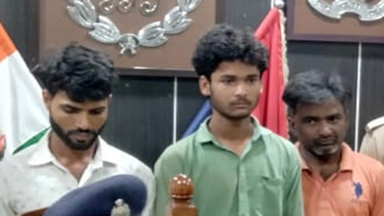 Five smugglers arrested for opium smuggling in Bareilly