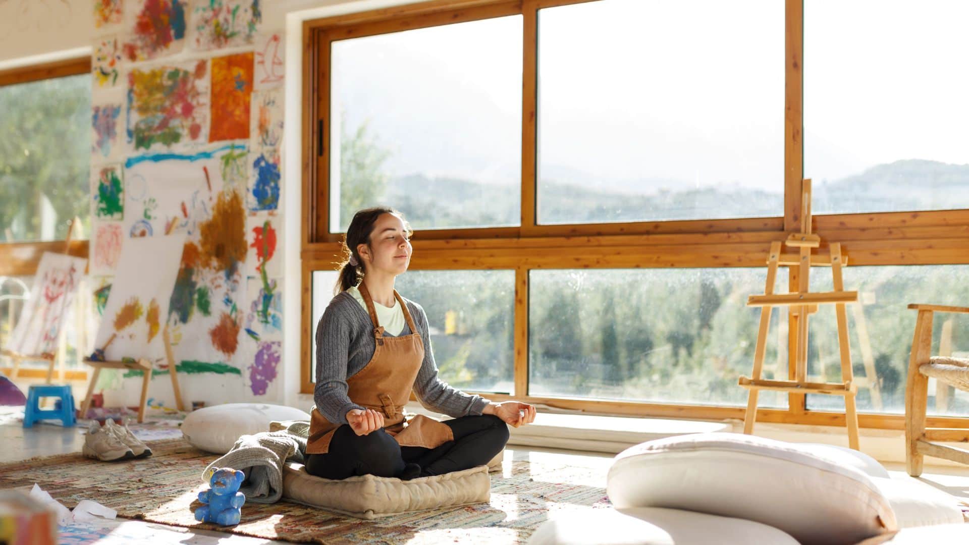 What is Art Therapy Know how colors and creativity heal your mind and relieve stress
