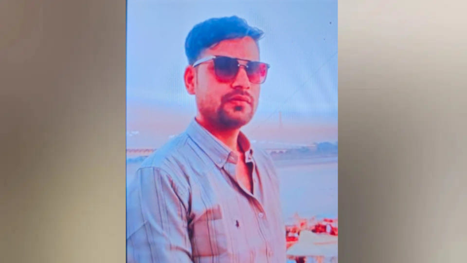 Former Pradhan's son committed suicide by shooting a pistol at his temple in Basti