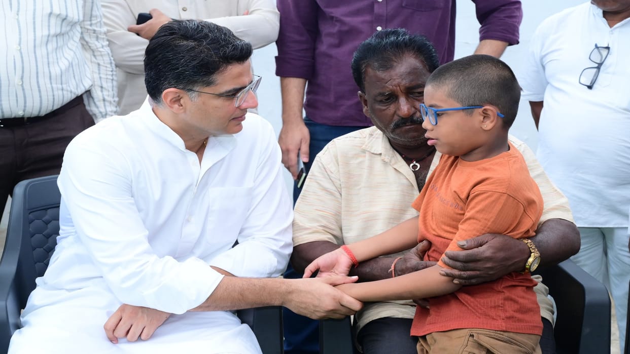 CG: Congress General Secretary Sachin Pilot met  martyred Akash Rao Girpunje family members