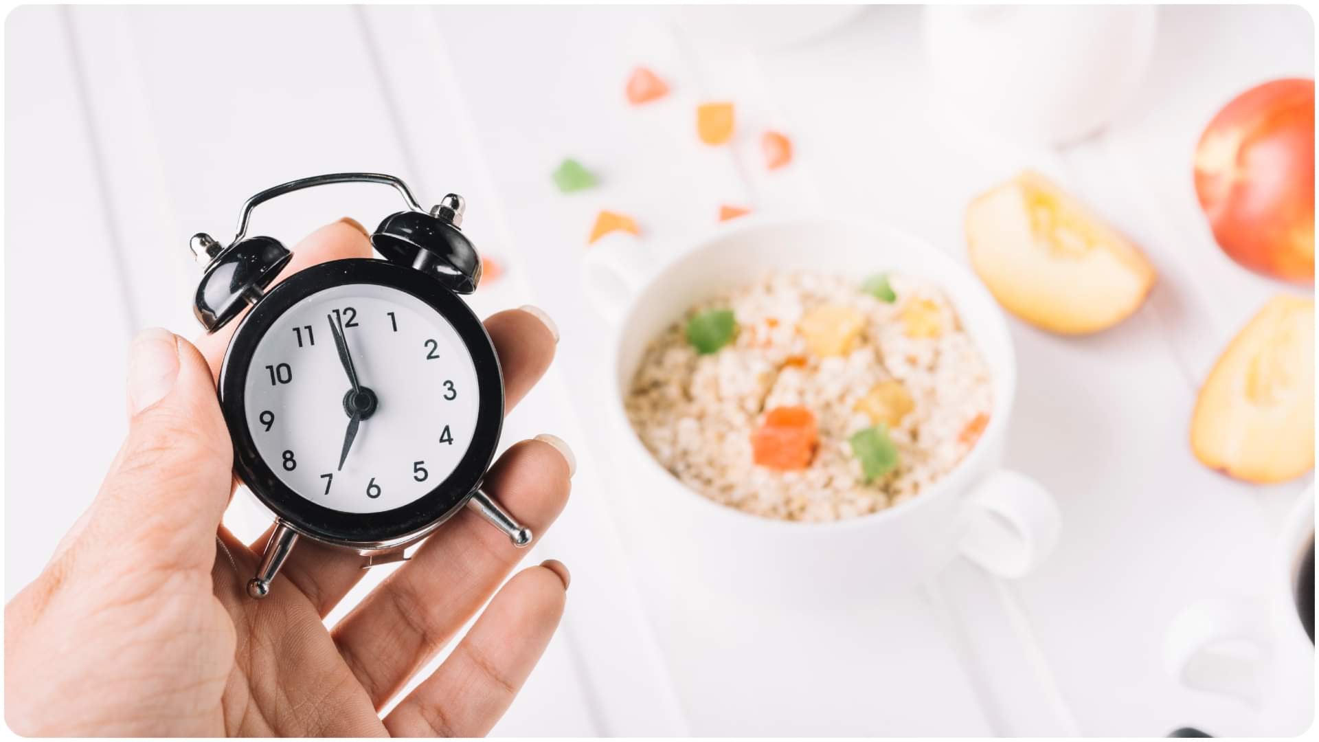 Why is eating dinner late at night harmful for health Know the right time