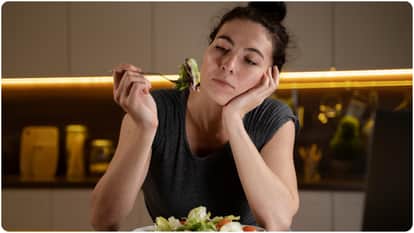 Chandra Grahan Me Kya kare Or kya Na Kare Aur Kyun Lunar Eclipse Restrictions Myths Facts