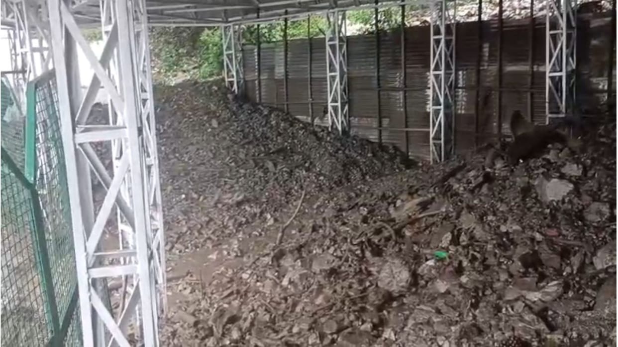 Ardhkunwari-Himkoti road opened after 18 hours, devotees got relief