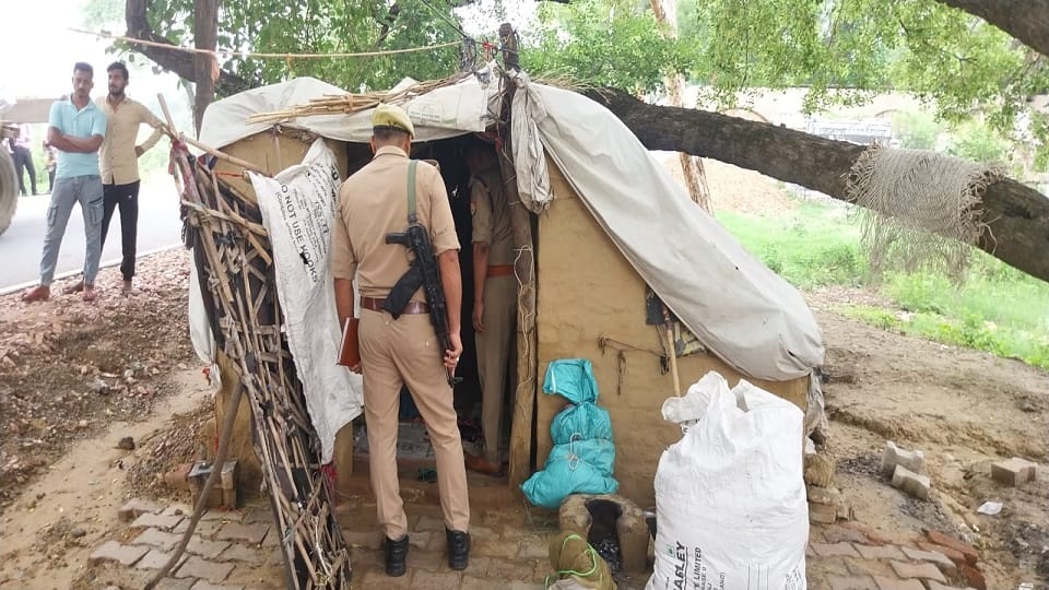 A female saint was murdered in Mendu, Hathras