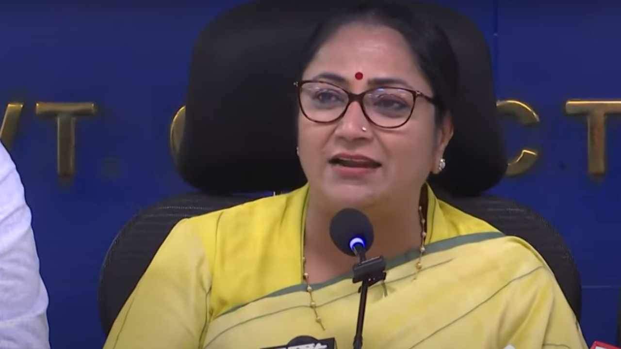 सीएम रेखा गुप्ता