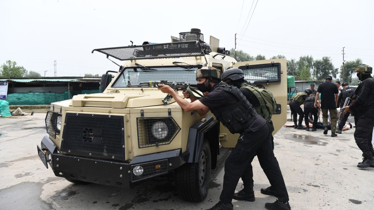 Jammu and Kashmir police conducted a mock drill at Yatri Niwas at Pantha Chowk in Srinagar ahead of 52 day lon