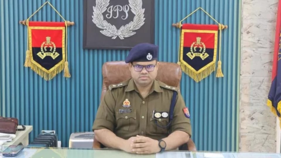 Fake Facebook ID of Amroha SP was created then money demanded cyber thugs linked to Odisha and Rajasthan