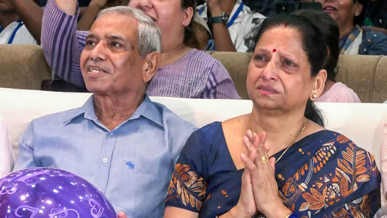 Axiom Mission 4 launched Shubhanshu Shuklas parents get emotional witness son into space