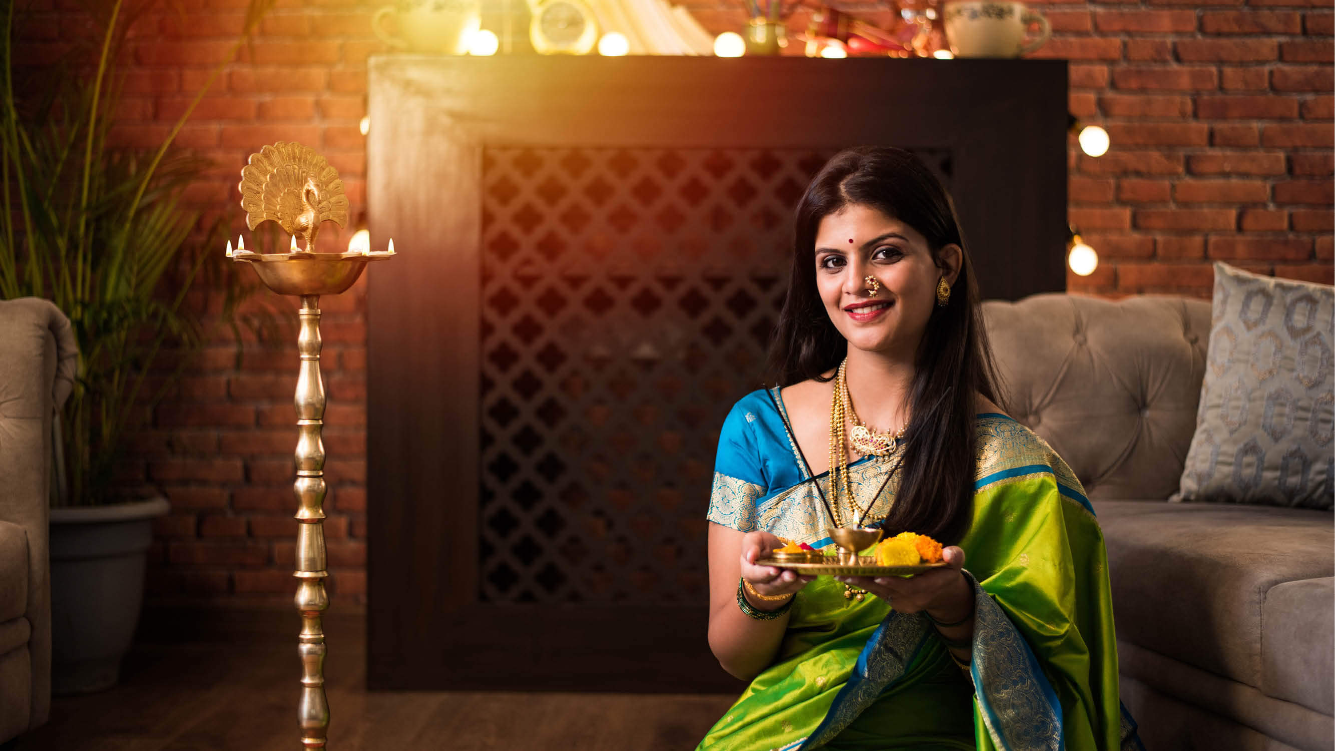 Hariyali Teej 2025 date know importance of green colour in Hariyali teej disprj