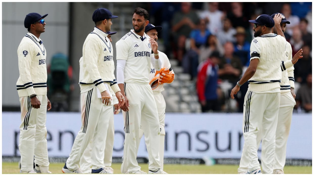 Indian cricketers asked to stay indoors after suspicious packet found in heart of Birmingham ahead of match