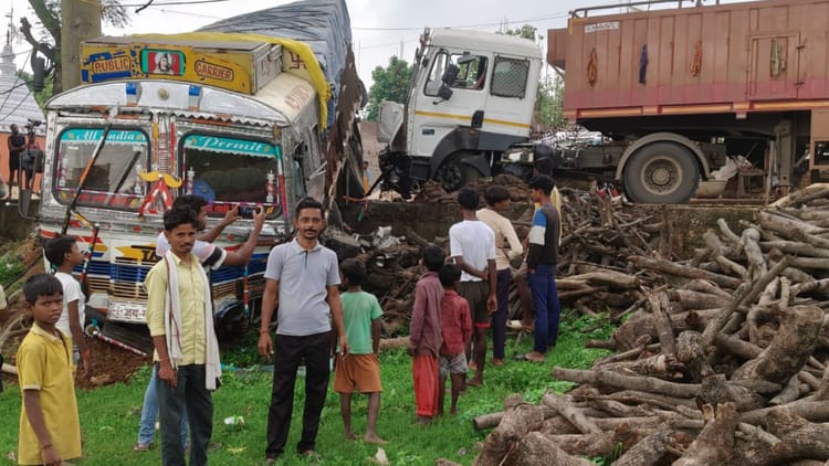 Bihar Accident: जमुई में दो ट्रकों की आमने-सामने जोरदार टक्कर, दोनों ट्रक चालकों को आई मामूल चोटें