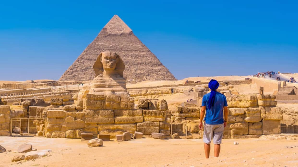 Unsolved Mysteries of History 7 Secrets No One Has Cracked Yet itihas ke ansuljhe rahasya